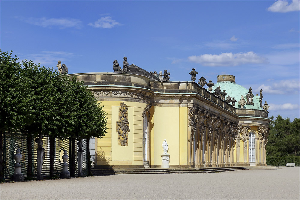 schloss_sanssouci.jpg