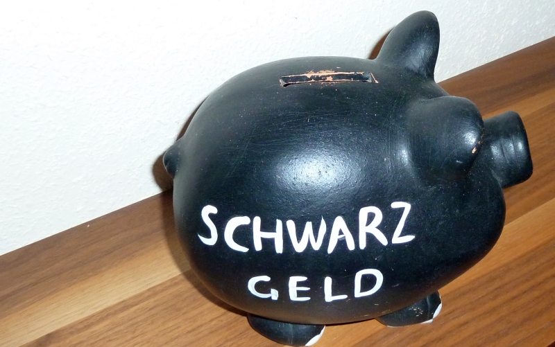 Schwarzgeldschwein.jpg