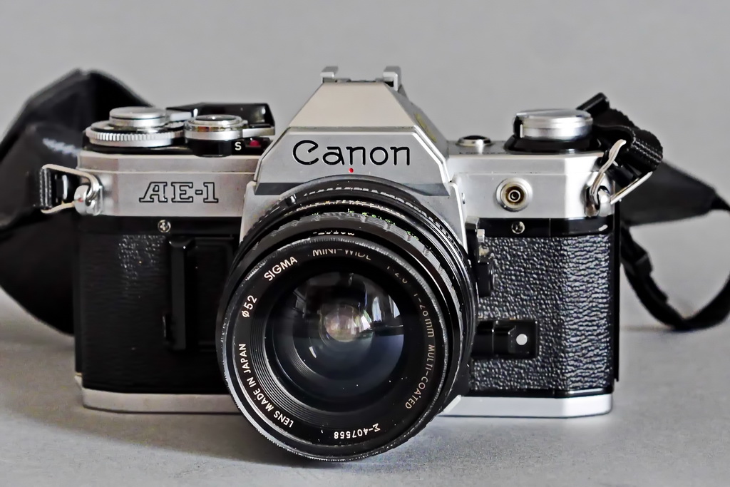 Canon AE 1.JPG