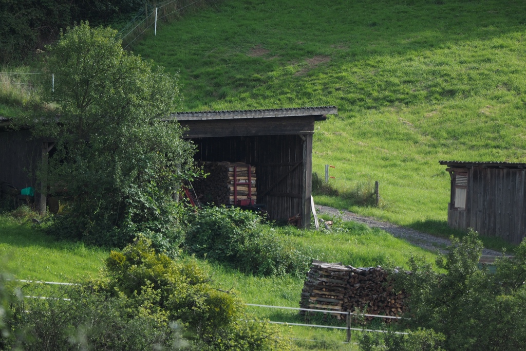 comp_Hütte 400mm EV.jpg