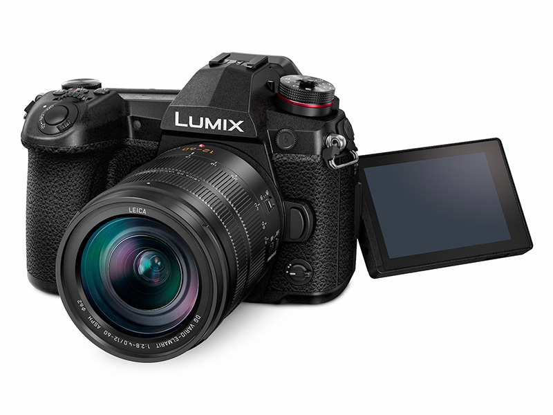 LUMIX_G9_Display.jpg