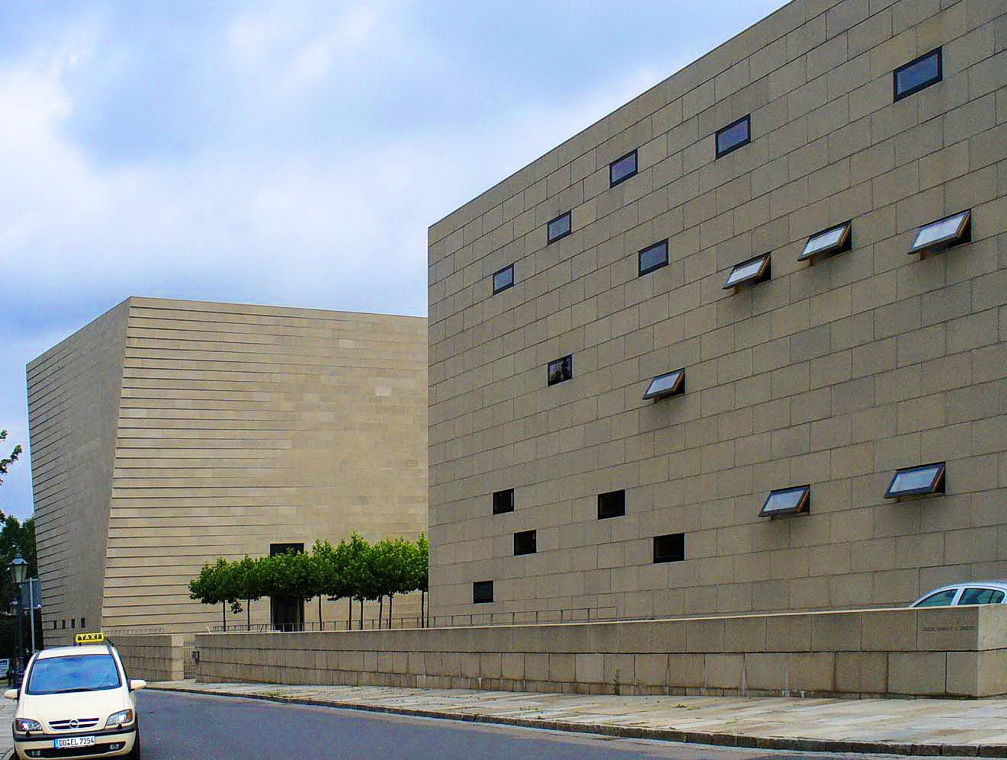 02 Dresden Neue Synagoge.jpg