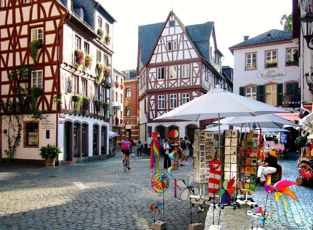 Kirchgarten_ShiftN_1_1.jpg