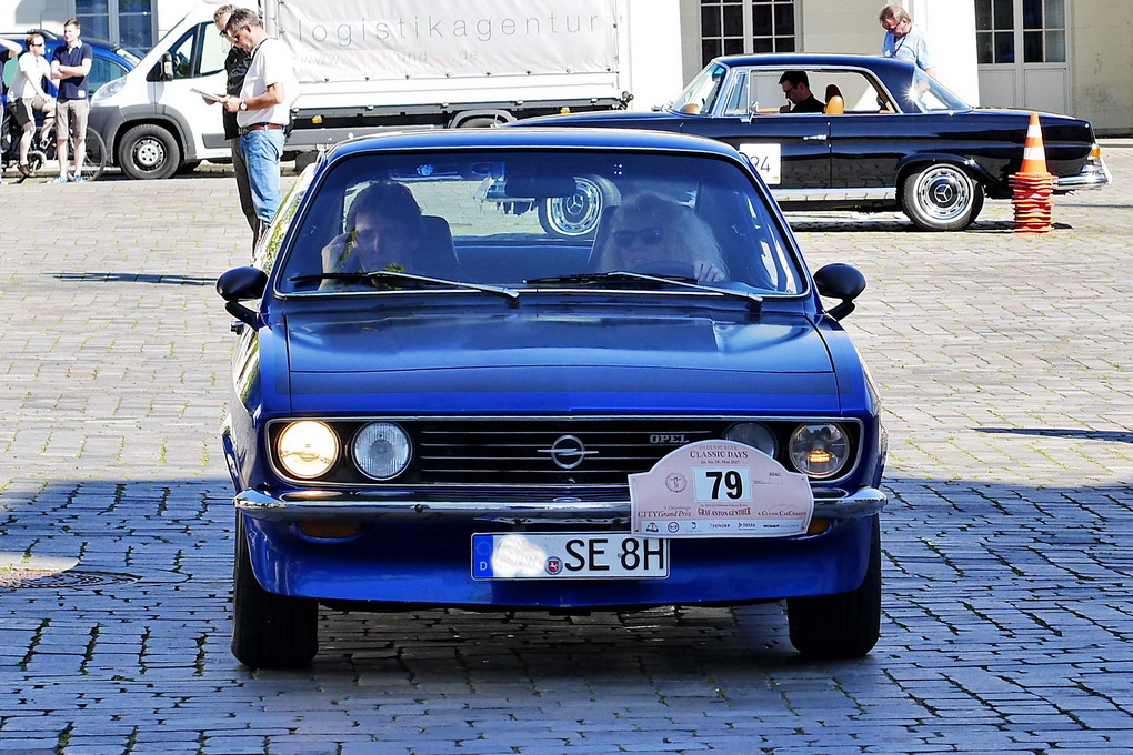 Opel Manta.JPG