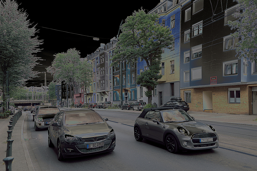 Ddorf Hüttenstraße solarisiert.jpg