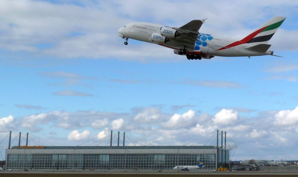 A380_EXPO2020_blau.jpg