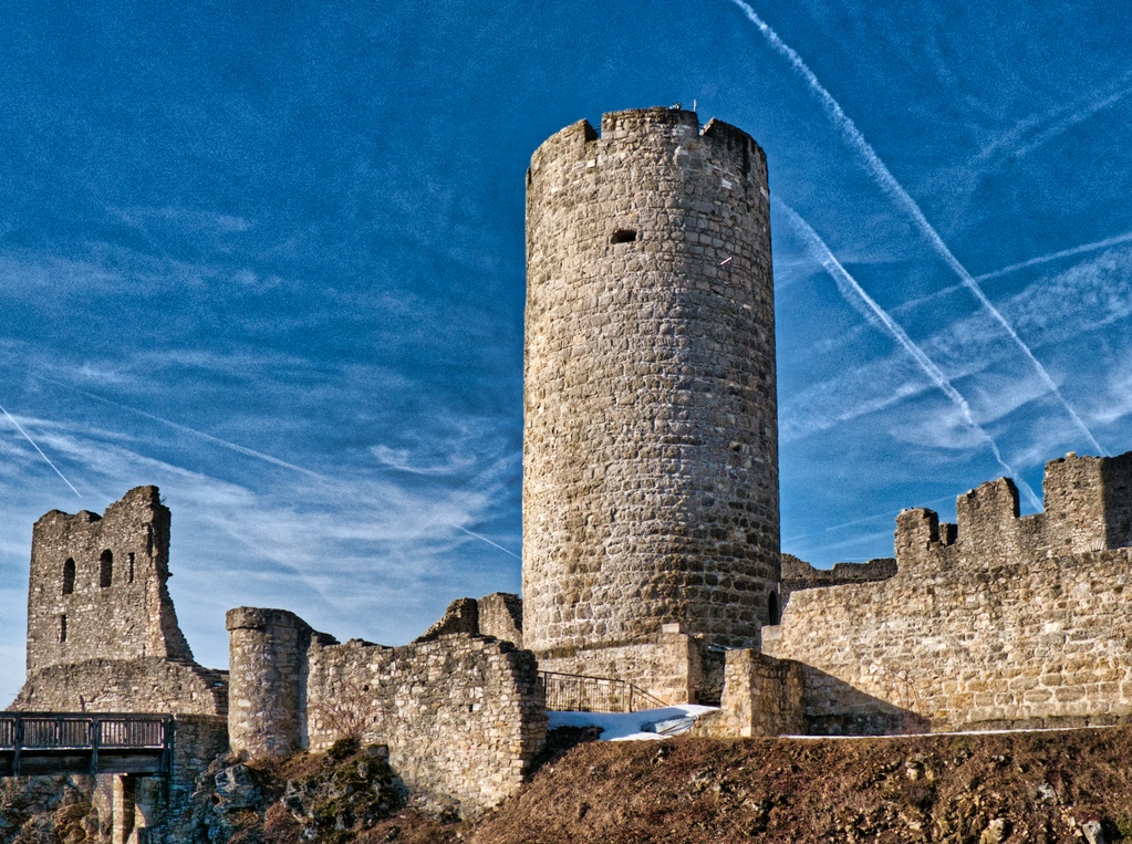 Burg Wolkstein (1).jpg