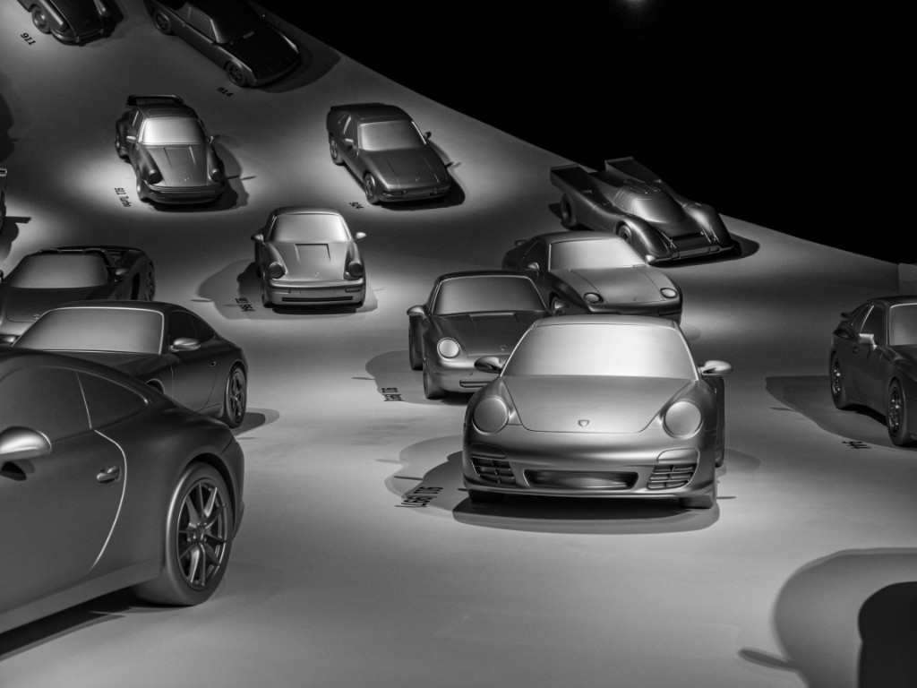 Porsche-Parade.jpg