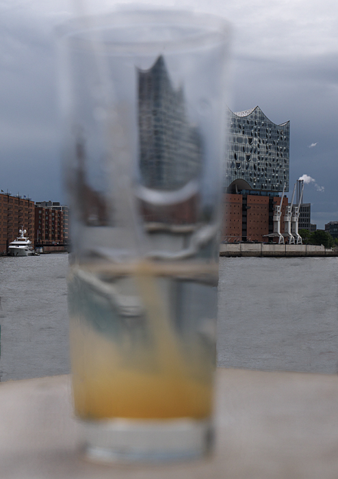 08_07_Hamburg_Hafen_Trinkglas_04_2.jpg