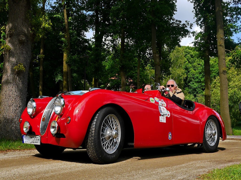 Jaguar XK 120.JPG