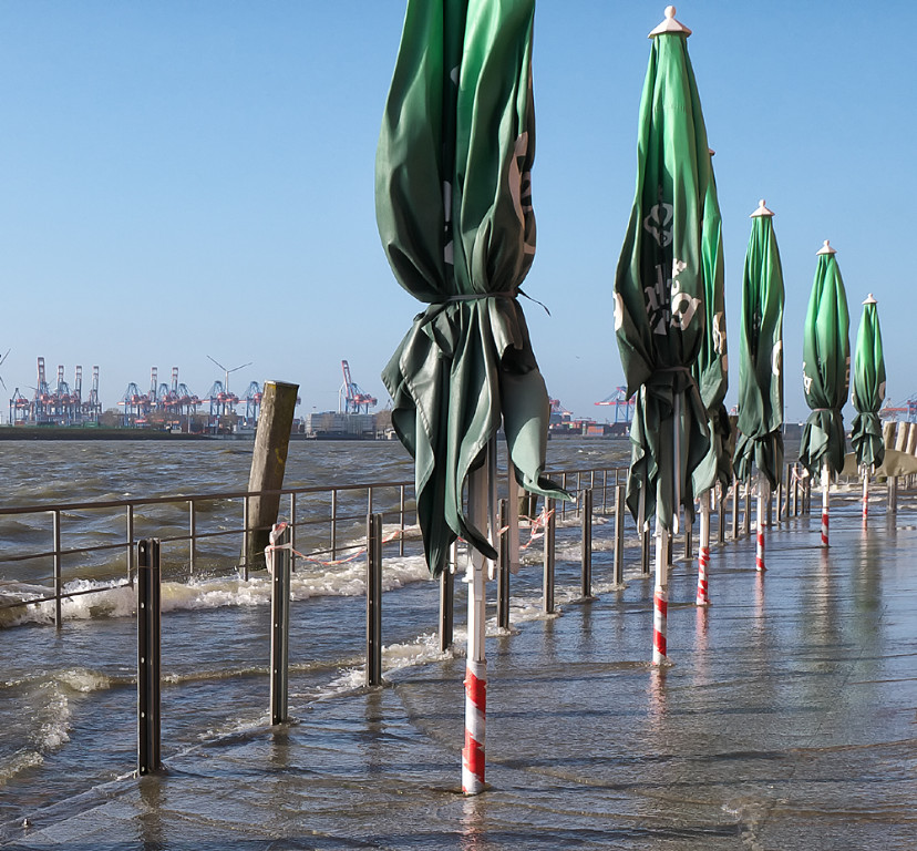 17_02_Hamburg_Hafen_Fischmarkt_Sturmflut_10.jpg