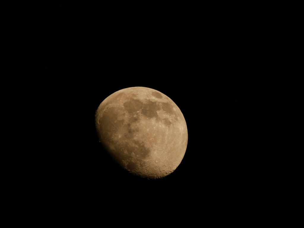 Mond4April2020.jpg