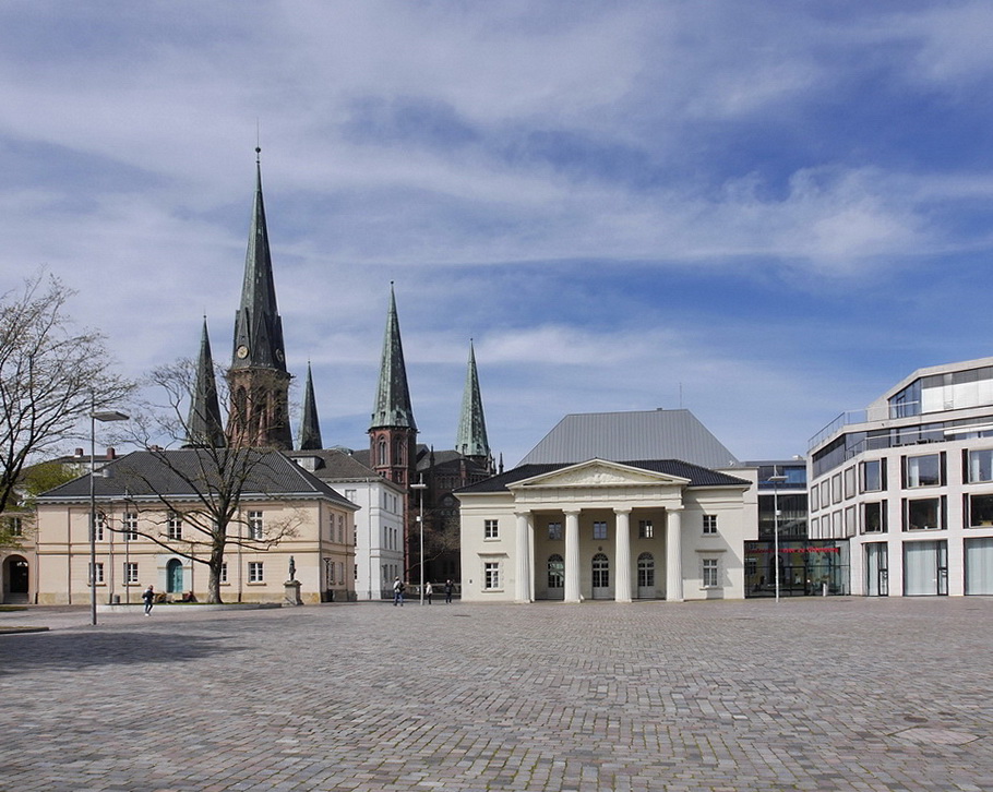 OL Schlossplatz 2.jpg