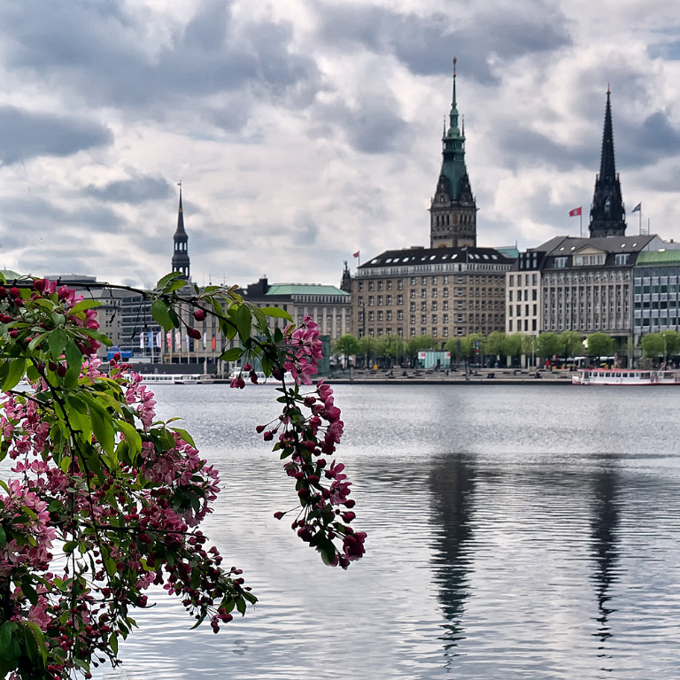 26_04_Hamburg_Binnenalster_01.jpg