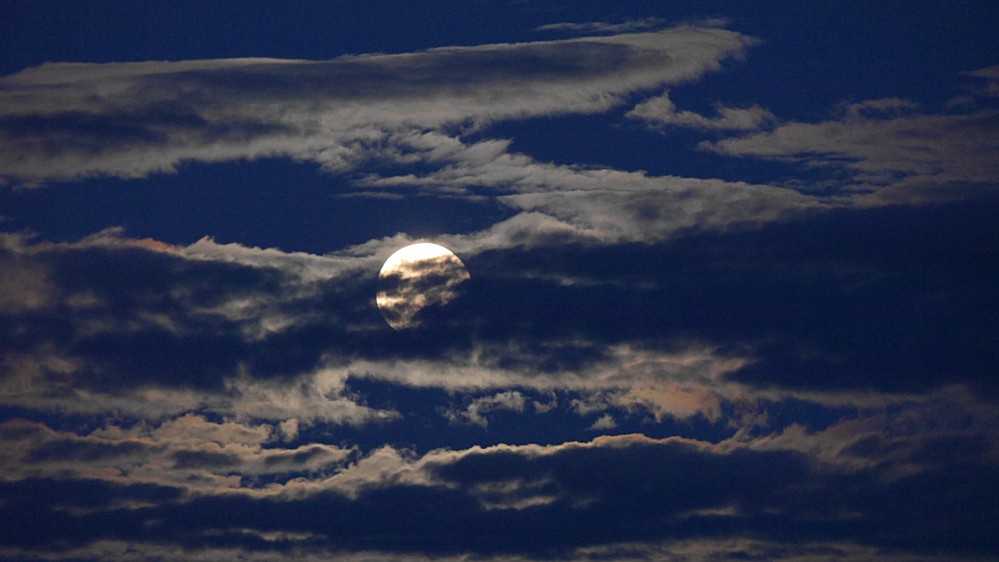 P2060154_mond.jpg