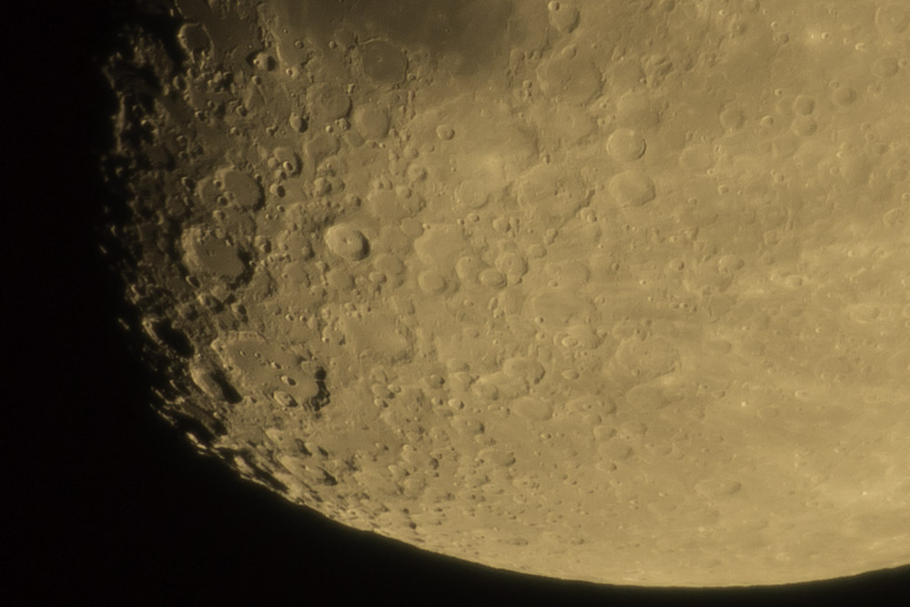 Mond Canon 400mm F5.6 Kenko 2x Ausschnitt 2-1000939.jpg