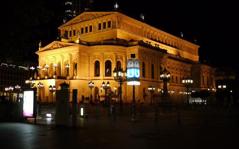 Oper800x500.jpg