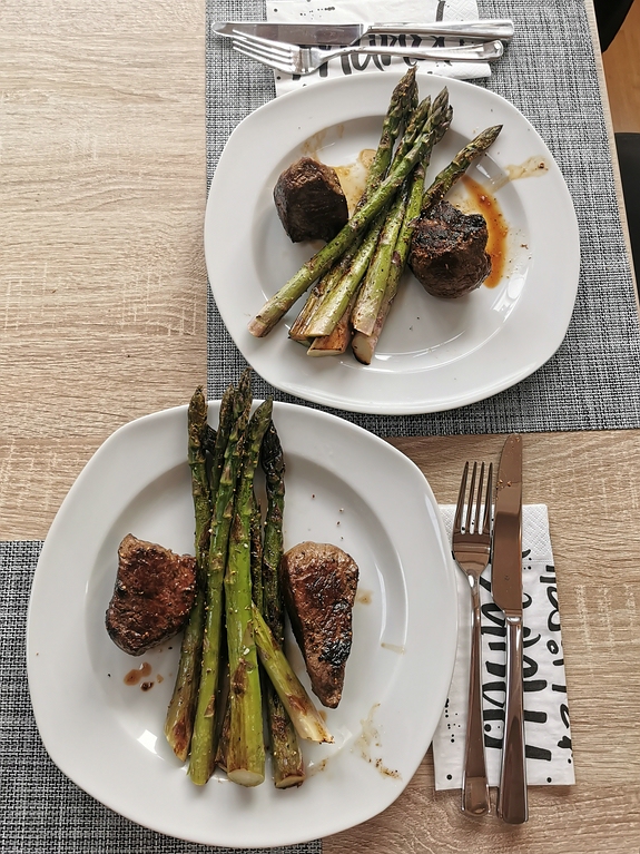 comp_gruener_spargel_rind.jpg