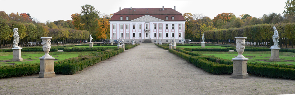 Schloß Friedrichsfelde.jpg