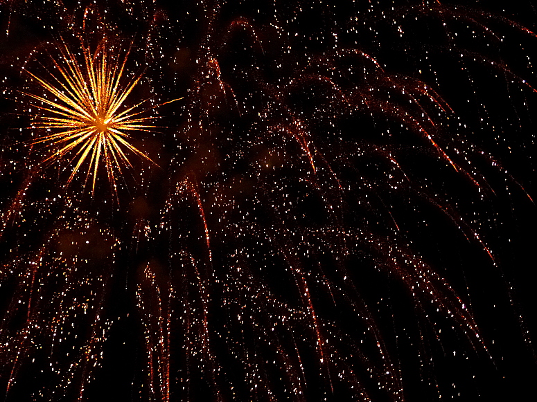 _p1150297_feuerwerk_passig_gemacht.jpg