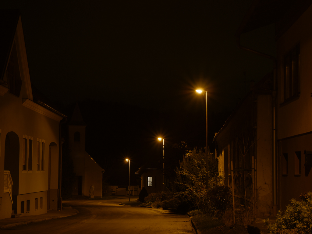 dorfstrasse.jpg