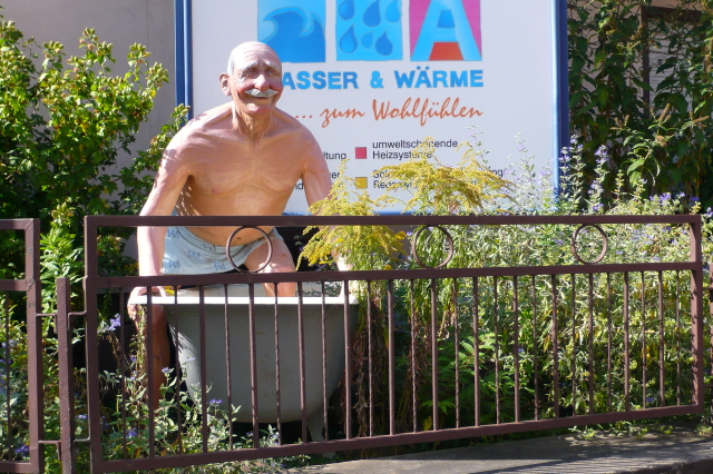 Bad´ mal wieder in der Wanne_2_1.JPG