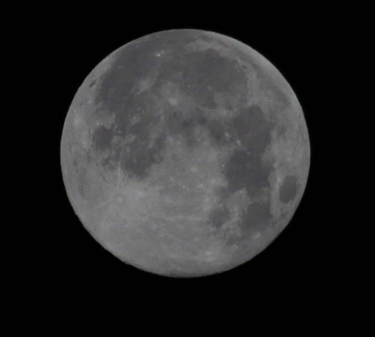 Vollmond.jpg