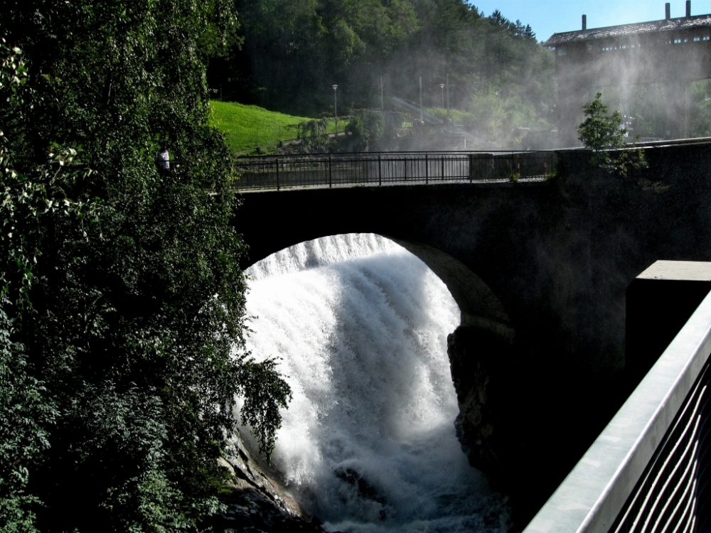 Wasserkraftwerk 2.jpg