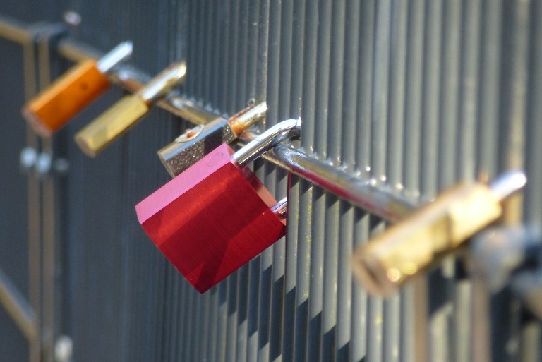 P1240434 Farbtupfer - Treue-Schlösser.JPG