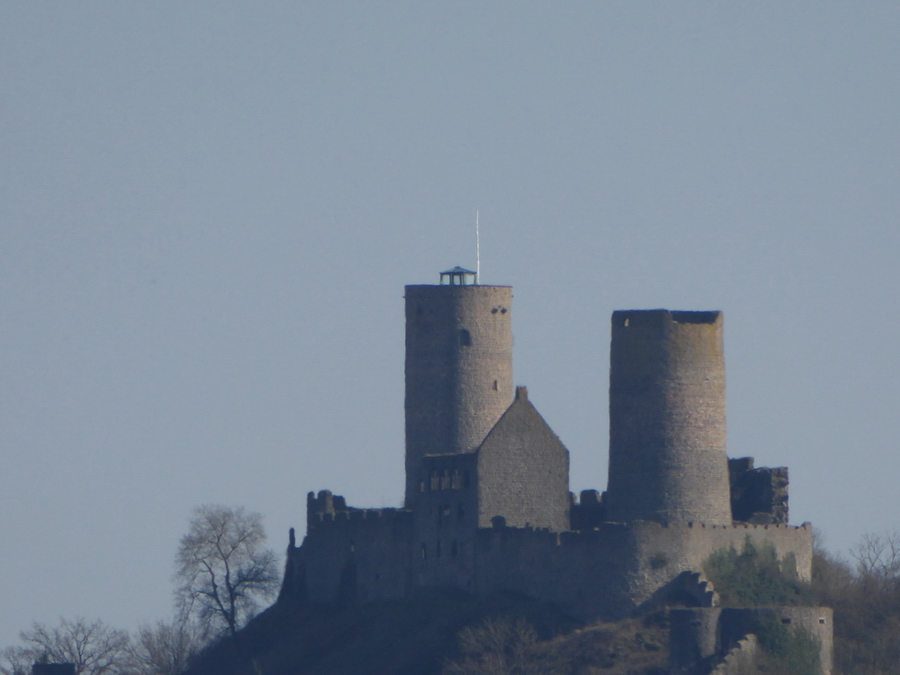 Burg_1080mm.jpg