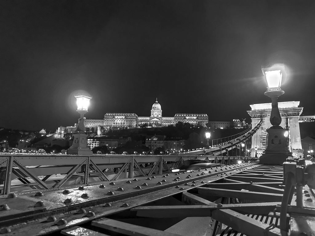 Budapest08sw.jpg