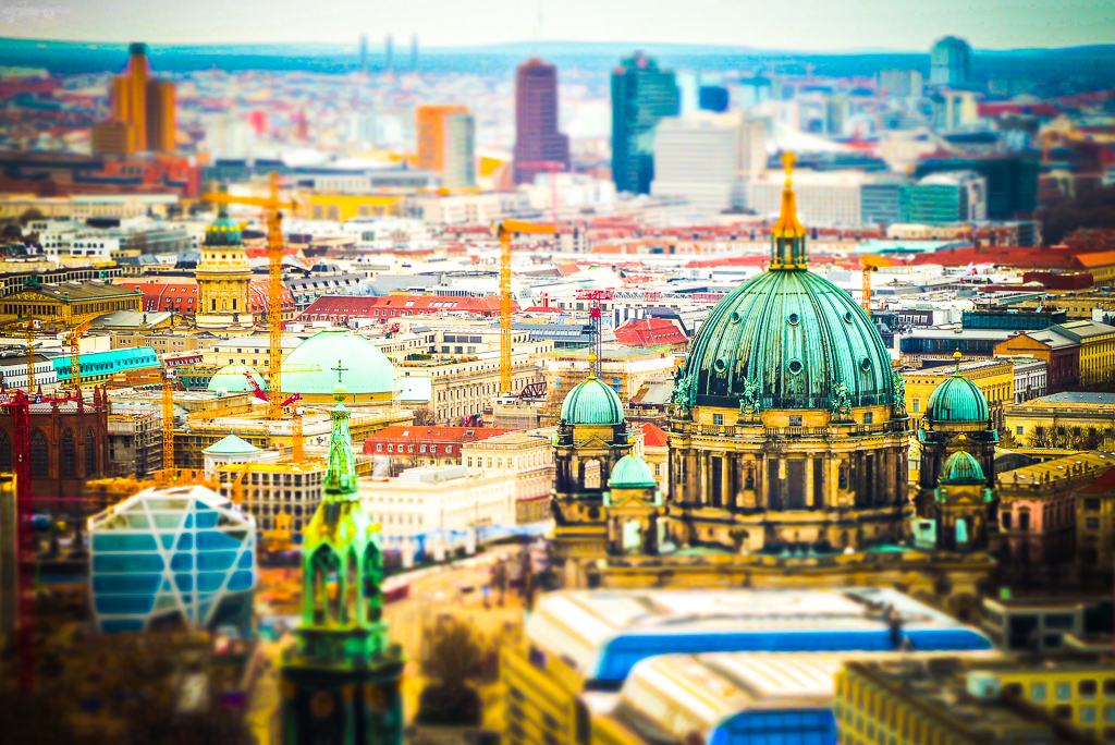 Berlin ist bunt - Dom-1100355.JPG