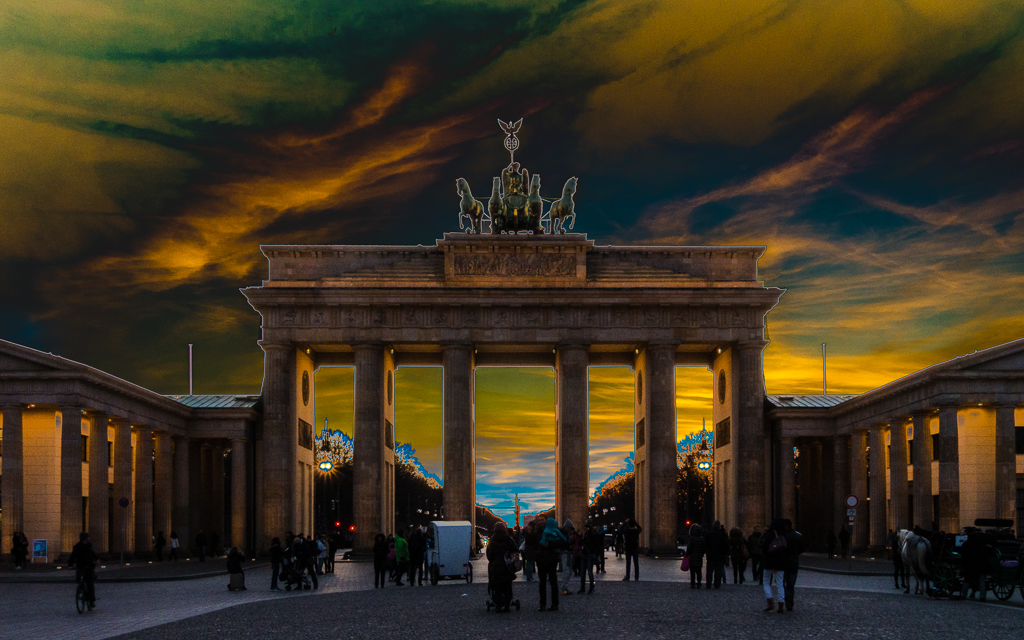 Berlin ist bunt - Brandenburger Tor-1100903.JPG