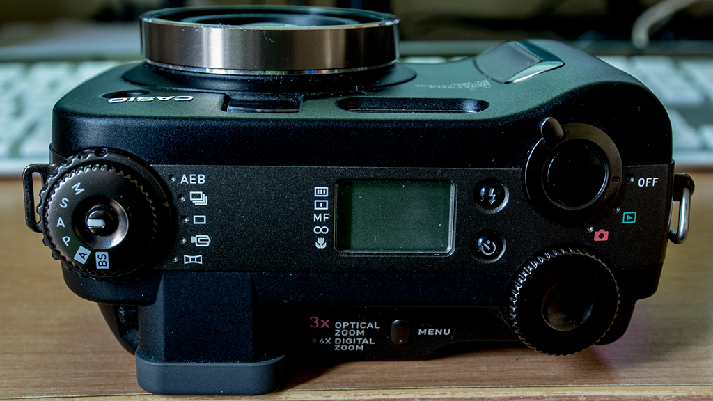 CASIO QV-4000 02.jpg