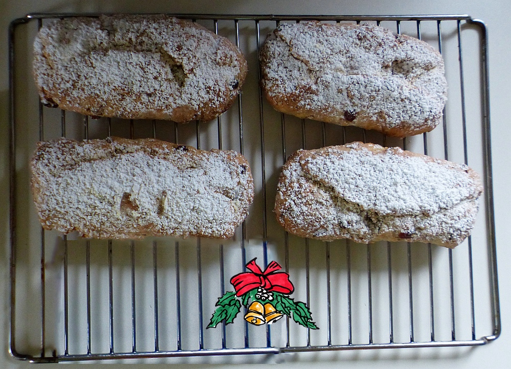 Stollen genascht x. verkleinert.jpg