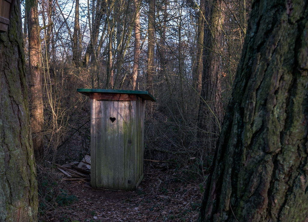 Örtchen im Walde.jpg