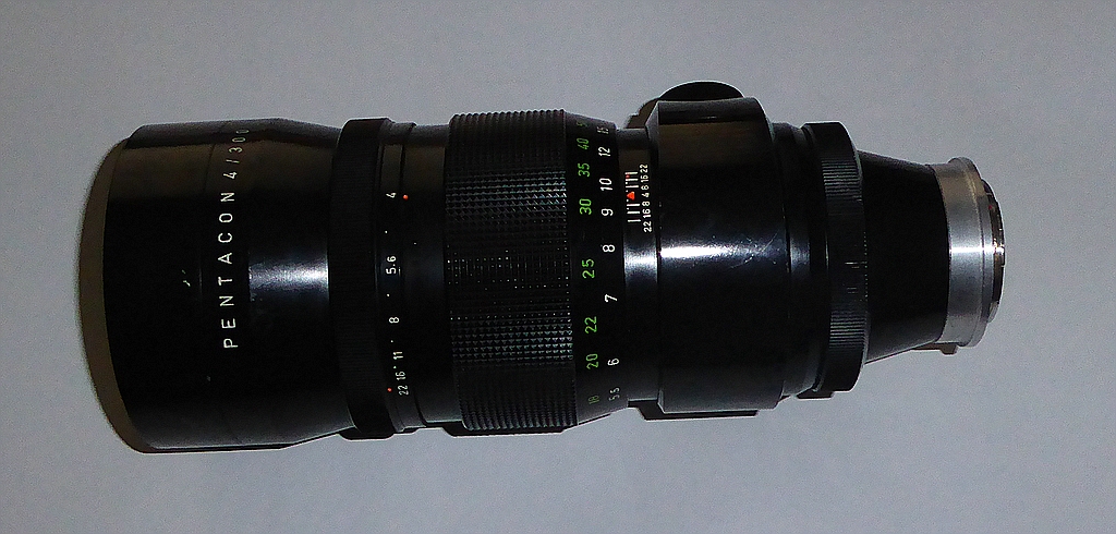 Pentacon 6x6 4-300.jpg