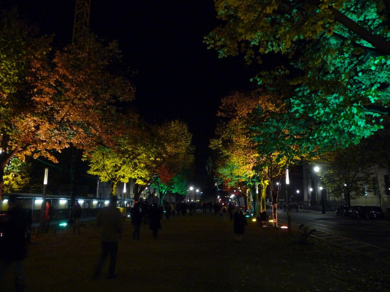 Unter den Linden 1 small.jpg